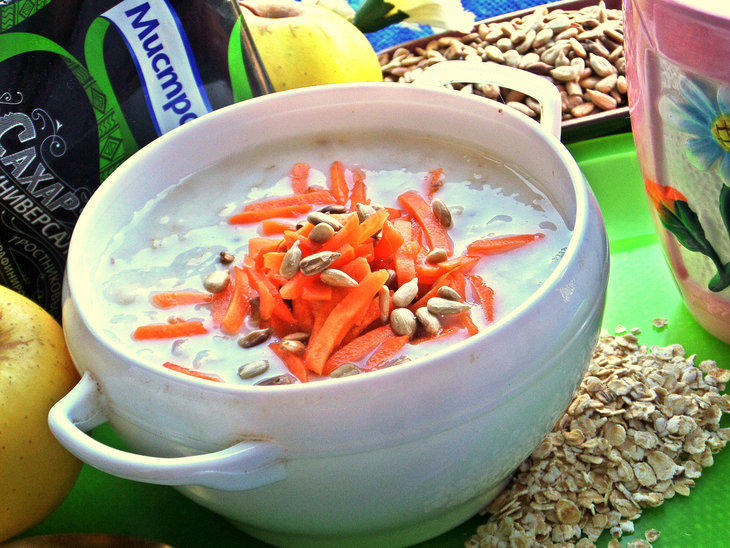 Овсяный суп с морковью и семечками: шаг 4