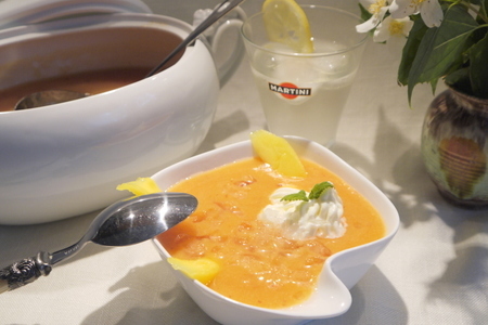 Холодный фруктовый суп „среднеевропейская тропикана“