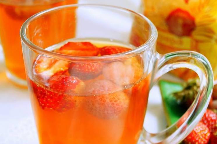 Холодный чай в летнюю жару – что нужно знать о напитке
