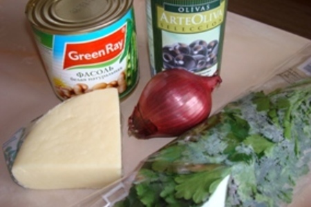 Салат с сулугуни и фасолью: шаг 1