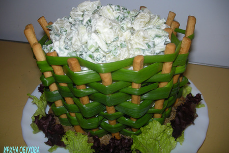 Луковая корзинка с картофельным салатом: шаг 8