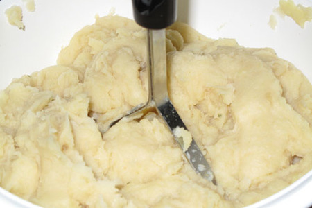 Сытный мясной пирог с картошкой и сыром: шаг 4