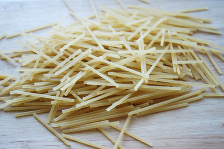 Биточки из спагетти: шаг 2