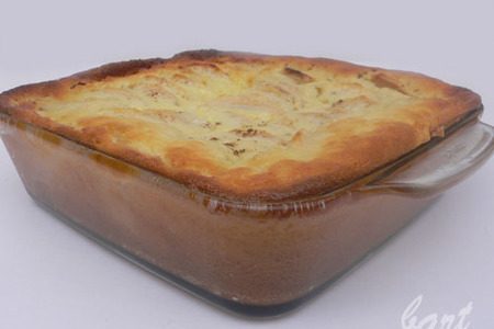 Яблочный пирог с корицей и  сметанной заливкой: шаг 4