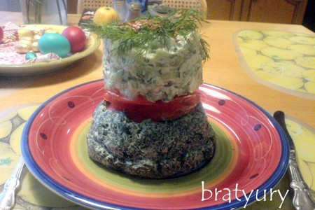 Салат из крапивы и овощей: шаг 6