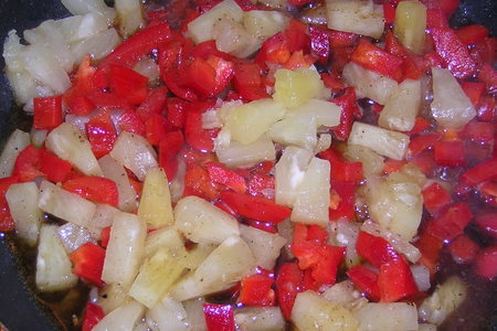 Филе пангасиуса со сладким перцем и ананасами: шаг 4