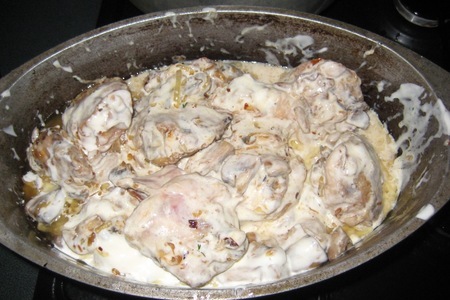Цыпленок в сметанно-сырном соусе: шаг 5