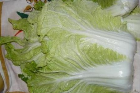 Лёгкий свежий салат с креветками: шаг 1
