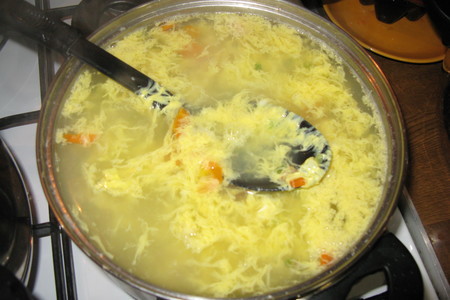 Овощной суп с "колобками" и яичной заливкой: шаг 3
