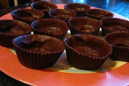 Шоколадные чашечки с клубнично-меренговым десертом: шаг 8