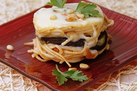 Тимбаллини из спагетти с баклажанами: шаг 5