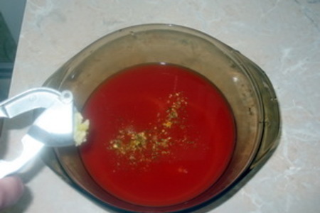 Суп томатный с копчеными сосисками: шаг 4