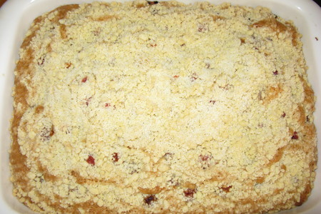 Пирог на газировке с вишней и посыпкой " штрейзель ": шаг 4