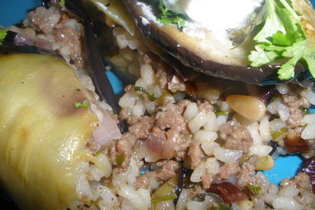 Тимбаль из баклажанов с начинкой из мяса и риса с кедровыми орешками: шаг 6
