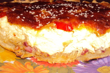 Сырно-луковый пирог с копченым салом и беконом: шаг 9