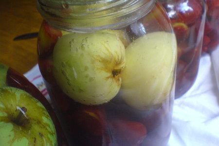 Яблочно-сливовый компот: шаг 2