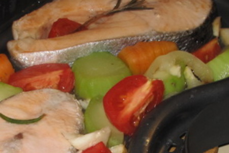 Рыба с овощами, приготовленная в призовой пароварке: шаг 2