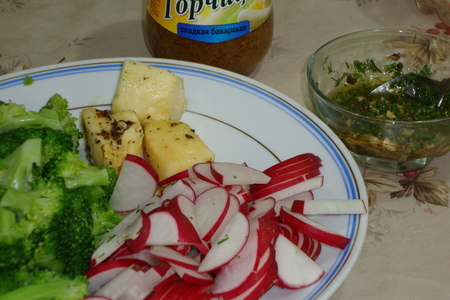 Салат  из  брокколи  с маринованным сыром: шаг 2