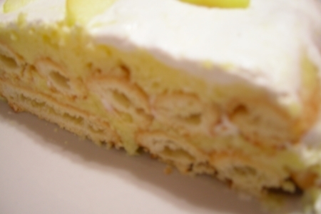Десерт из профитролей с двумя яблочными кремами: шаг 5