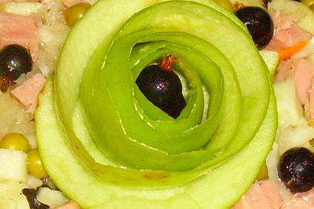Салат с квашеной капустой, ветчиной и яблоком: шаг 2