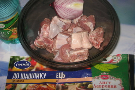 Свиные ребрышки запеченные в шашлычном маринаде.: шаг 1