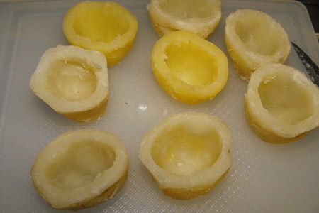 Картофельные стаканчики с морепродуктами: шаг 2