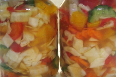 Рыбка с рисом из духовки с маринованными овощами по-быстрому: шаг 2