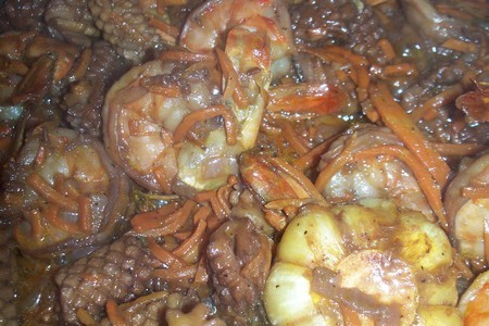 Пикантный соус с креветками и кальмарам: шаг 5