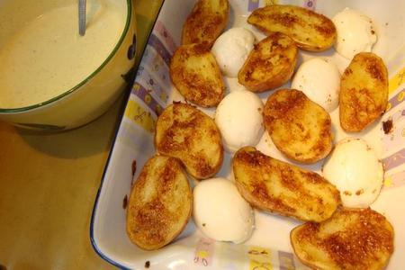 Картофель и яйца, запеченные под соусом карри: шаг 2