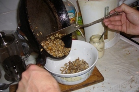 Ребрышки запеченые с грибами и сыром: шаг 4