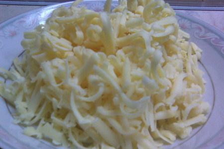 Спагетти с малосольной сёмгой, икрой и сливочно-сырным соусом «навеяло!».: шаг 4