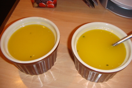 "облагороженное" сливочное масло (чесночно-мятное): шаг 6