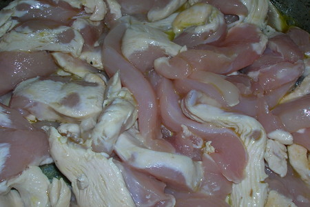 Куриная грудка в винно-миндально-грибном соусе: шаг 3