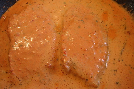 Филе рыбы под вкусным соусом "пепер майоро" с овощным гарниром.: шаг 5