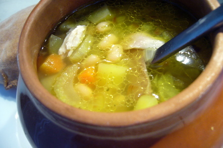 Густой картофельный суп с фасолью в горшочке: шаг 9