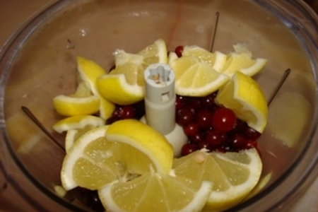 Клюквенно-лимонный пирог со сметанной прослойкой: шаг 1
