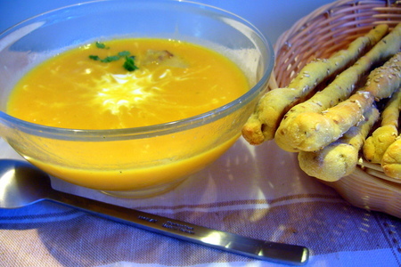 Морковно-имбирный суп-пюре "солнце в тарелке": шаг 5