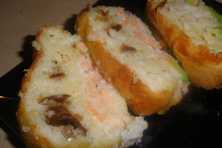 Пирог с лососем, авокадо и вялеными томатами.: шаг 8