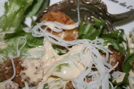 Салат фризе с грибами и рисовой лапшой: шаг 7
