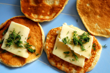 Оладьи с сыром для любимых: шаг 3