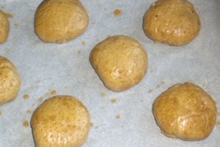 Орехово-ржаные булочки с джемом (постное): шаг 5