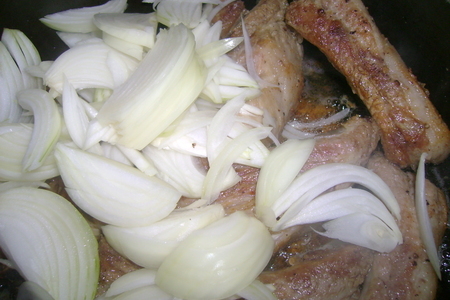 Жареное мясо с кислой капустой и картошкой: шаг 5