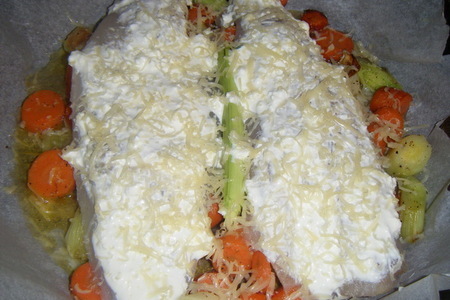 Рыба с овощами,под соусом: шаг 4