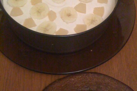 Торт бисквитный с фруктами и творожным кремом: шаг 2