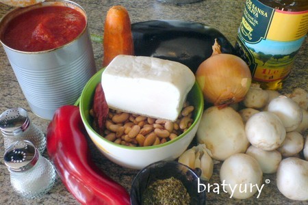Фасоль, варёная с овощами и грибами: шаг 1