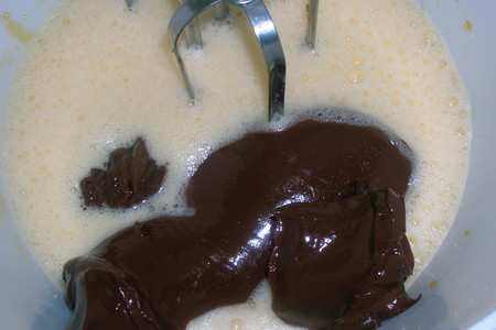 Сырно-шоколадные кексы с орехами и горьким шоколадом: шаг 2