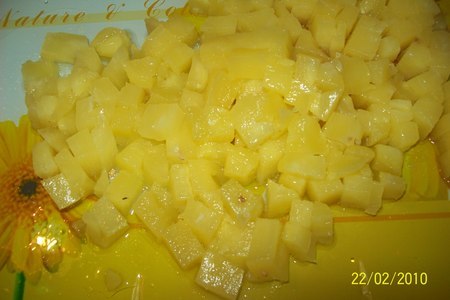 Пирог с ананасами и ежевикой: шаг 2