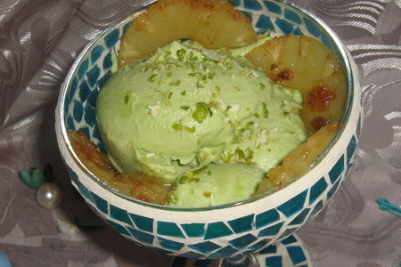 Мороженое из авокадо с жареным ананасом.: шаг 6