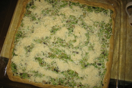 Лоранский пирог с курицей, грибами и брокколи: шаг 9