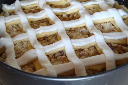 Яблочный пирог -киш,с ореховой крошкой: шаг 4